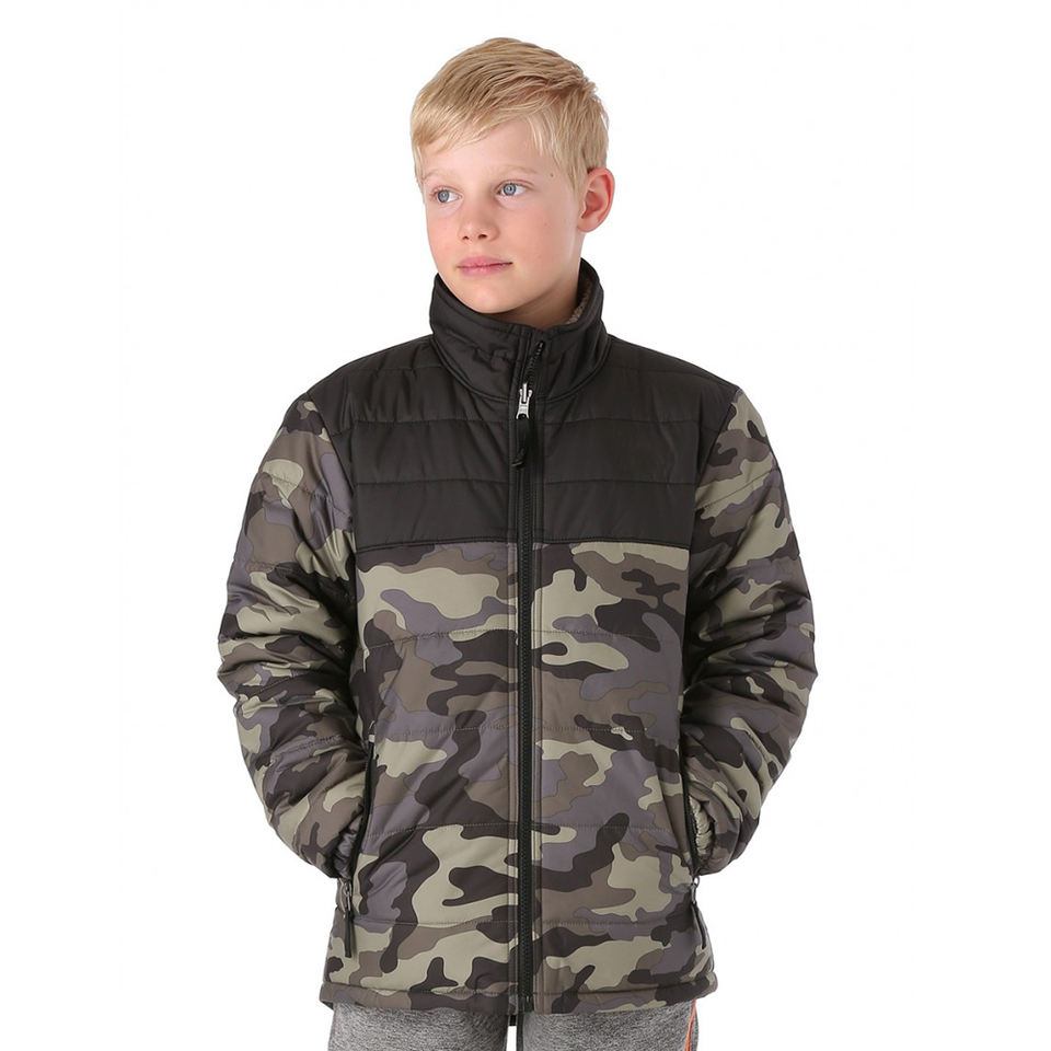 How to Ensure Your Kid Stays Warm During Outdoor Sports Activities